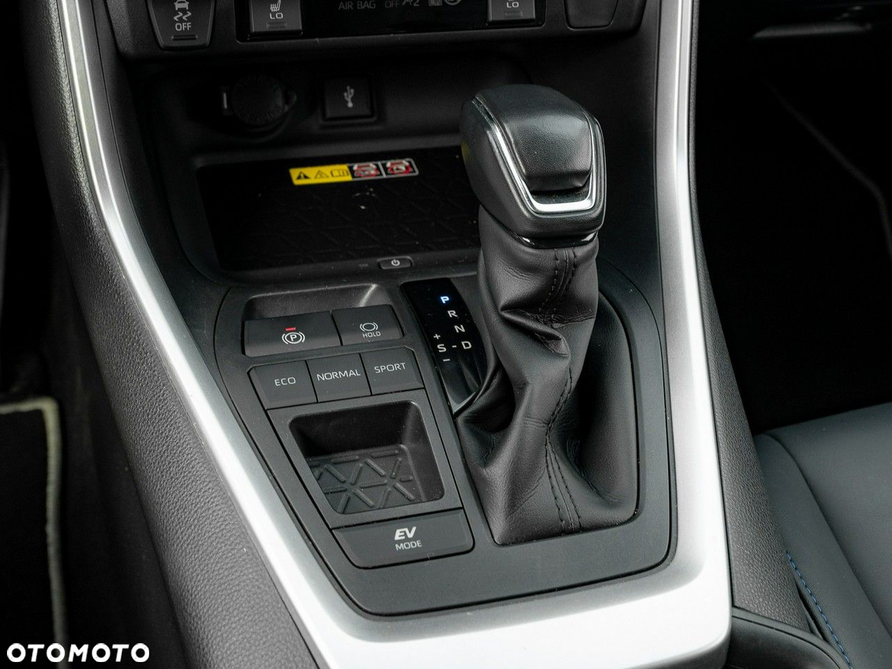 Toyota RAV4 2.5 Hybrid Selection 4x2 - 18