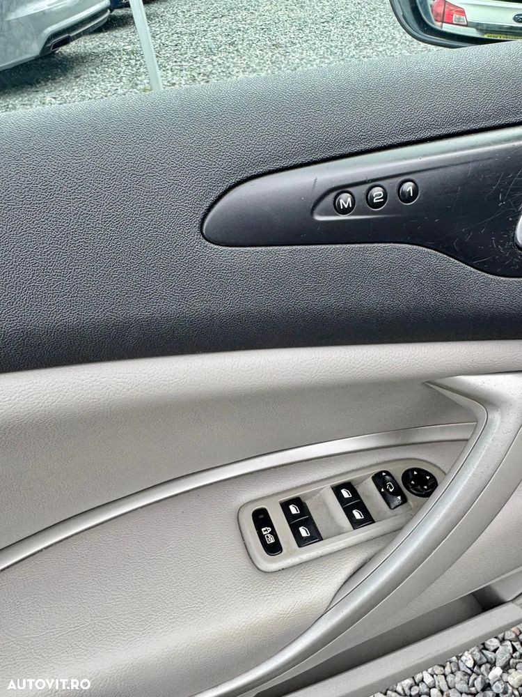 Citroën C5 Tourer 2.0 HDi FAP Susp M Seduction - 23