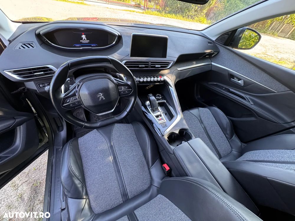 Peugeot 5008 1.6 BlueHDI EAT6 Allure - 11