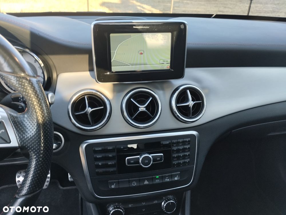 Mercedes-Benz CLA - 14