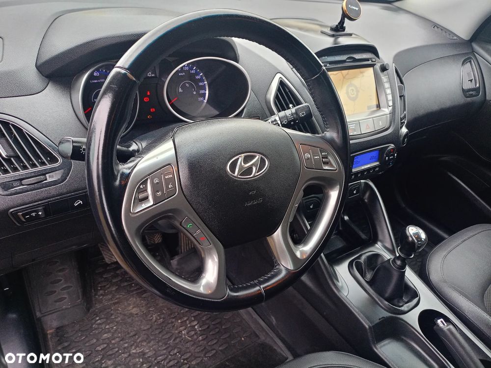 Hyundai ix35 2.0 2WD Trend - 18