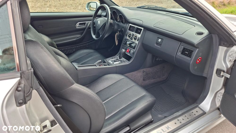 Mercedes-Benz SLK - 15