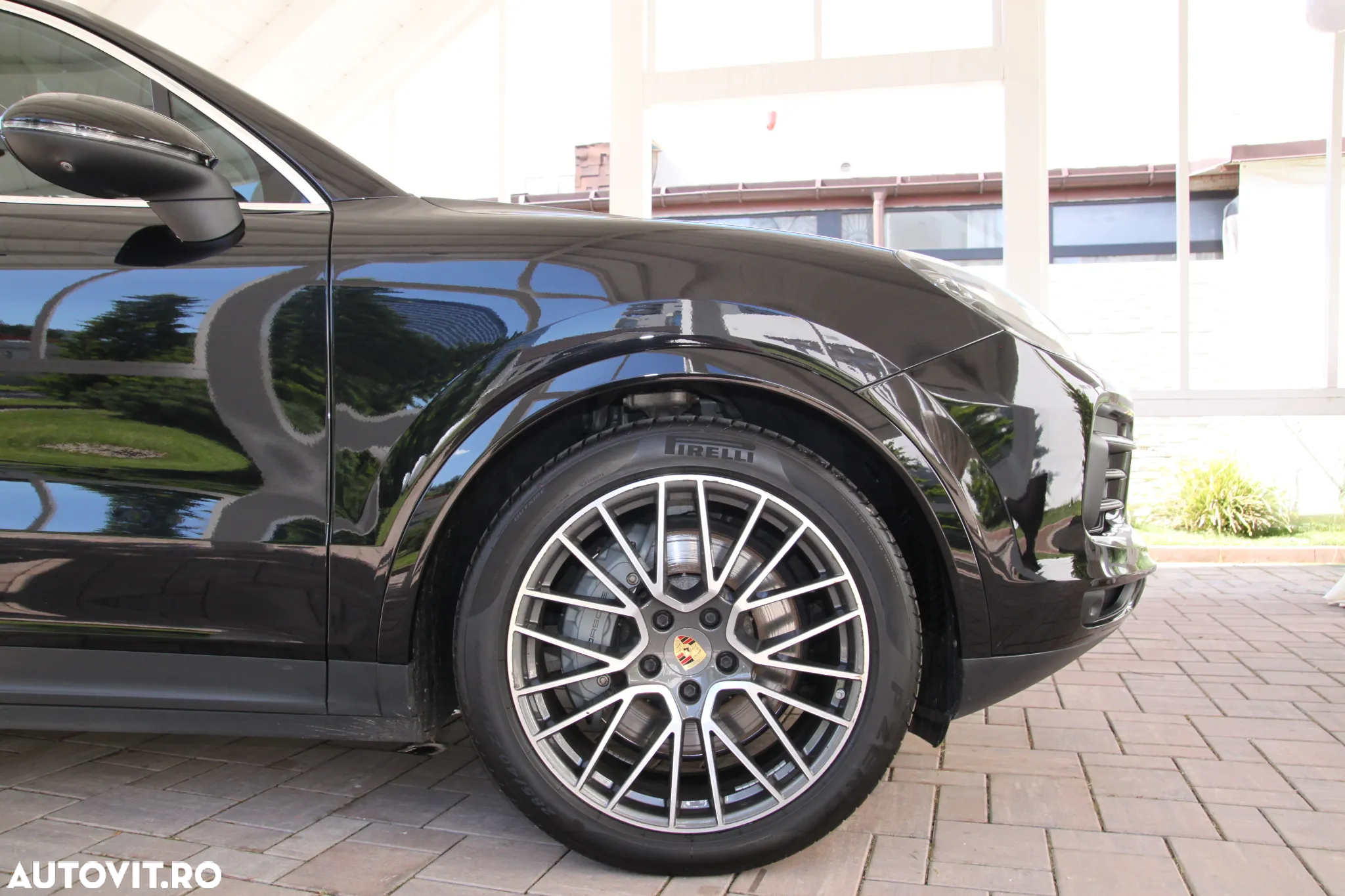 Porsche Cayenne S - 23