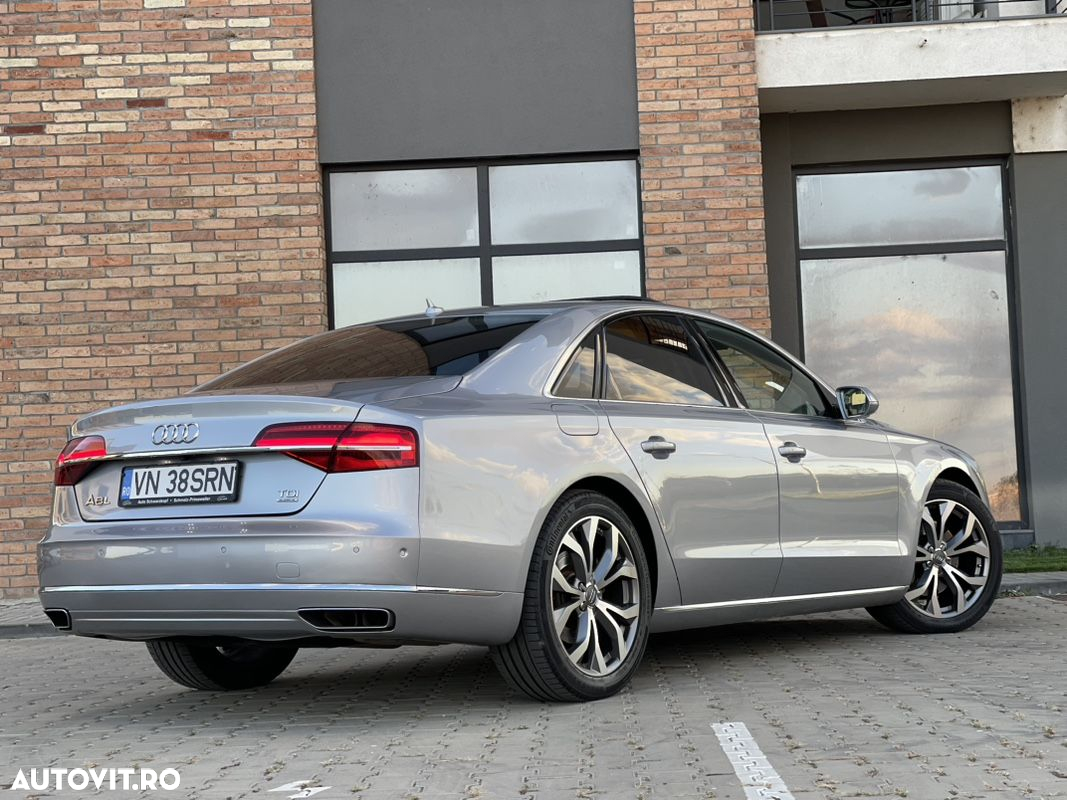 Audi A8 - 3