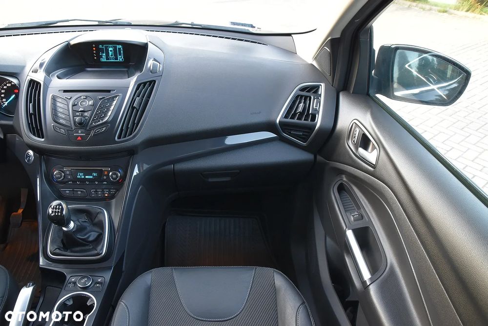 Ford Kuga - 20
