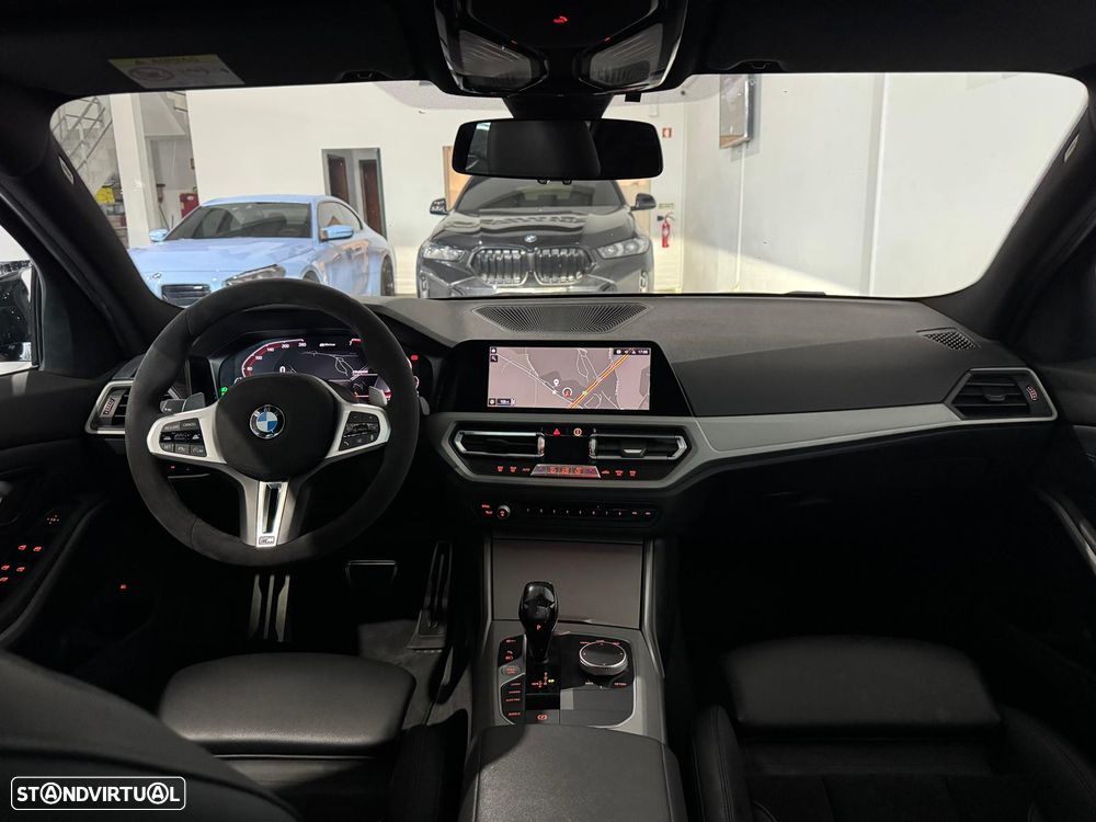 BMW 330 e Pack M Auto - 41