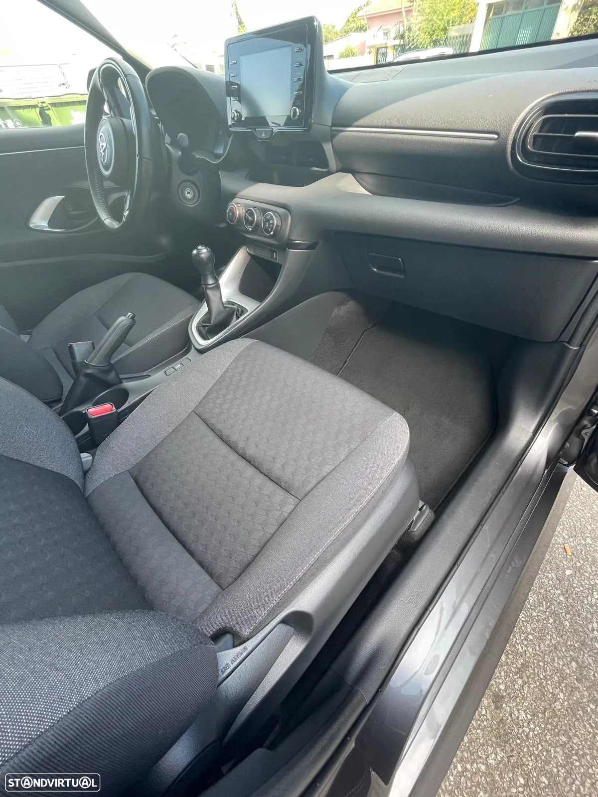 Toyota Yaris 1.0 VVT-i Comfort Plus - 22