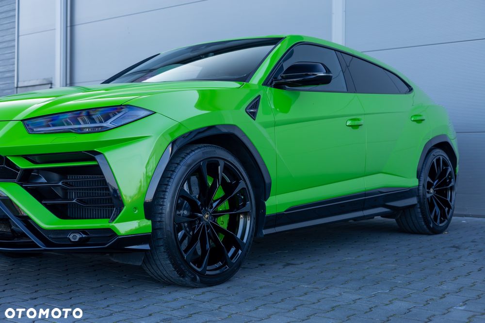 Lamborghini Urus - 5