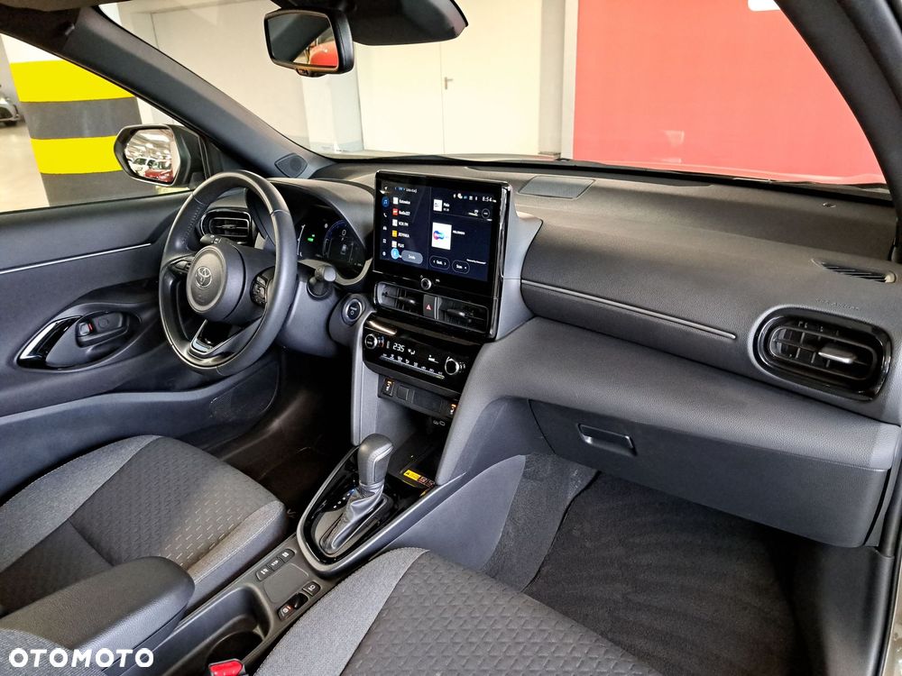 Toyota Yaris Cross Hybrid 1.5 Style - 17