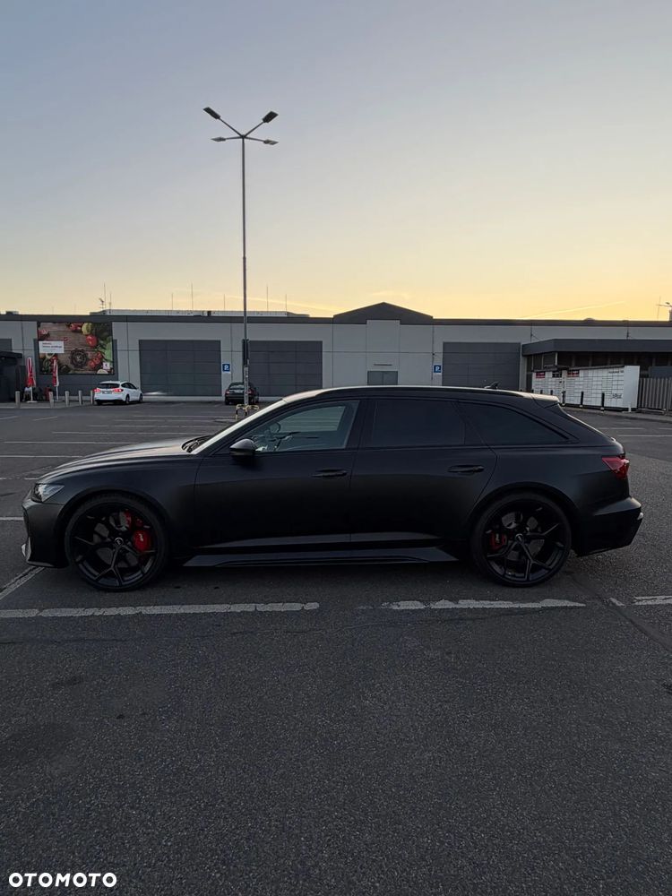 Audi RS6 Avant - 4