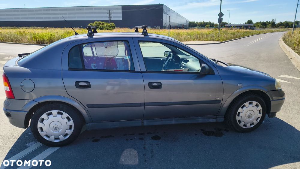 Opel Astra 2007 photo 2