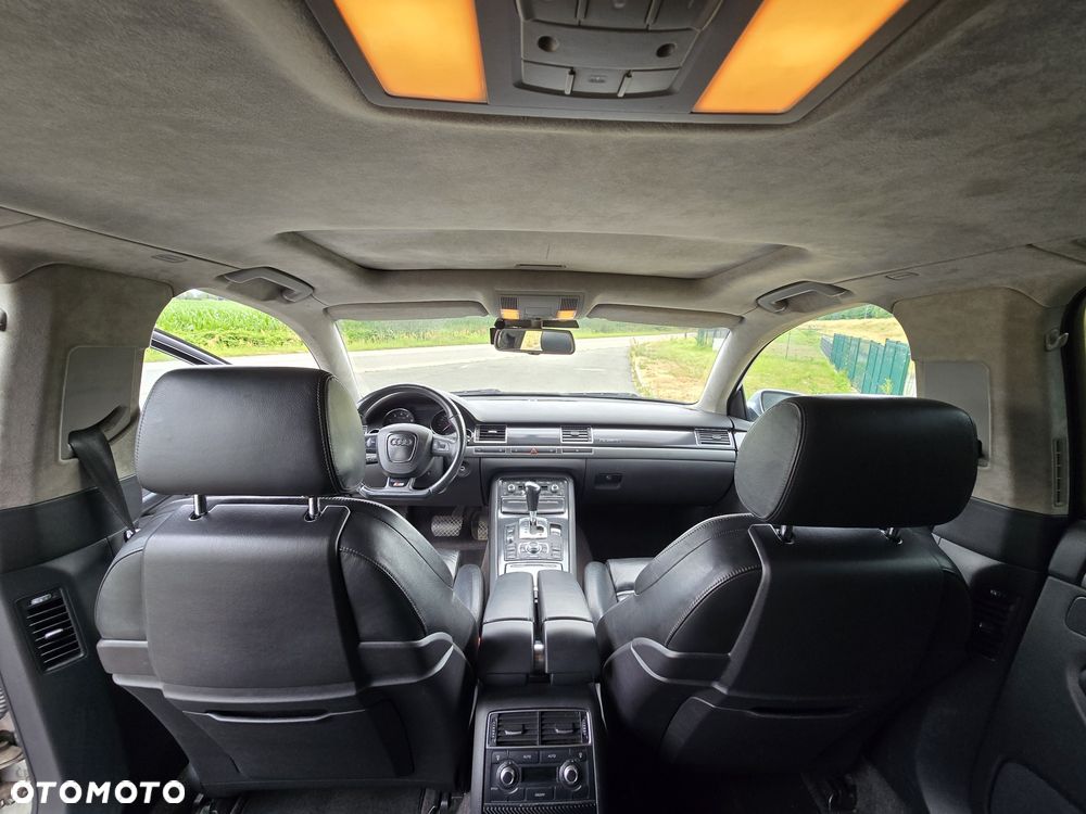Audi A8 - 6