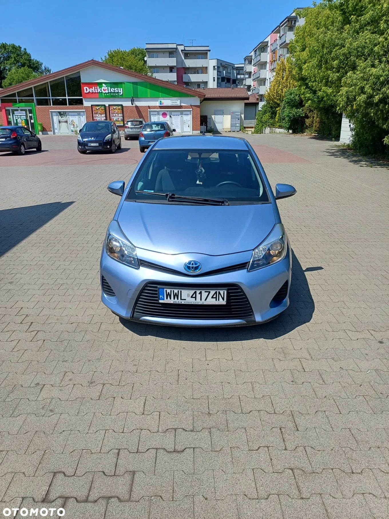 Toyota Yaris Hybrid 100 Sol - 1