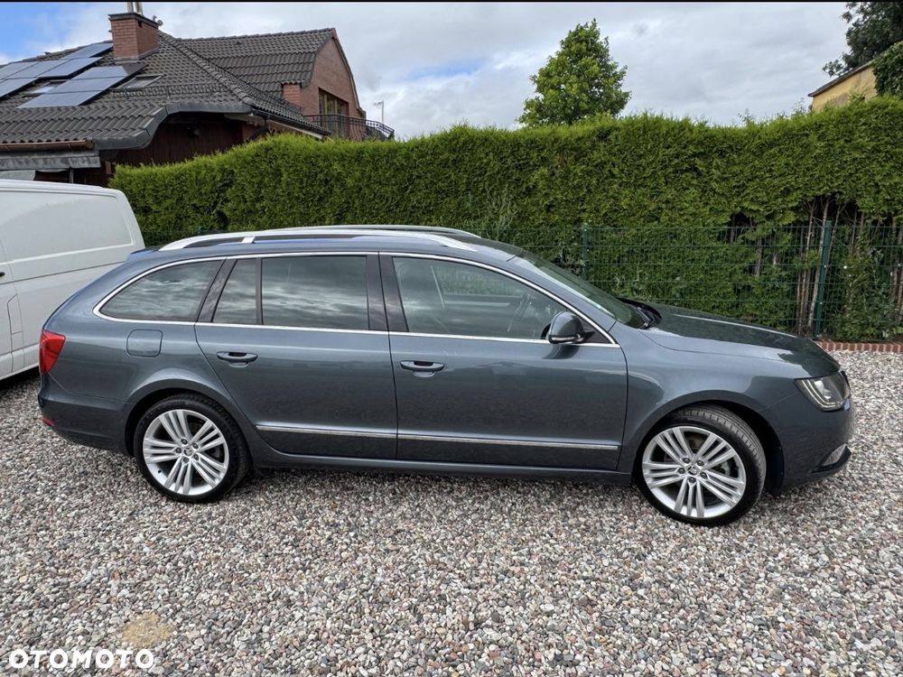 Skoda Superb 2.0 TDI Elegance DSG - 7