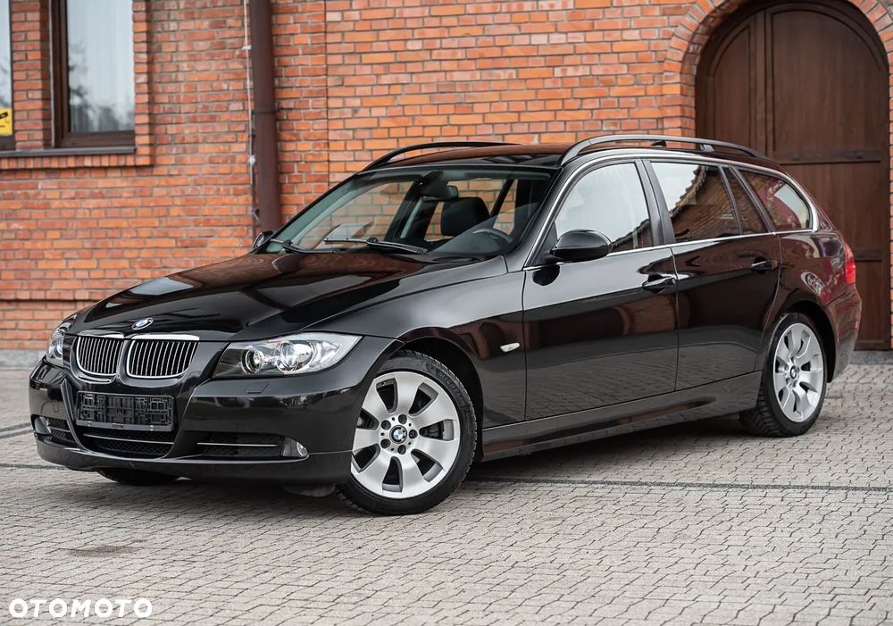 BMW Seria 3 330i - 6