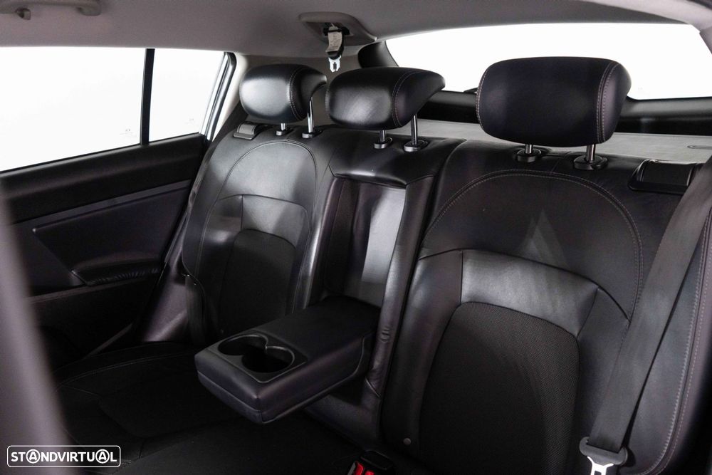 Kia Sportage 1.7 CRDI ISG More Edition - 11