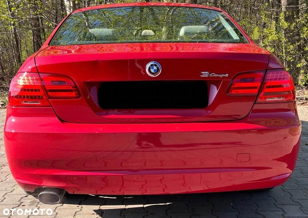 BMW Seria 3 318i Edition Exclusive - 13