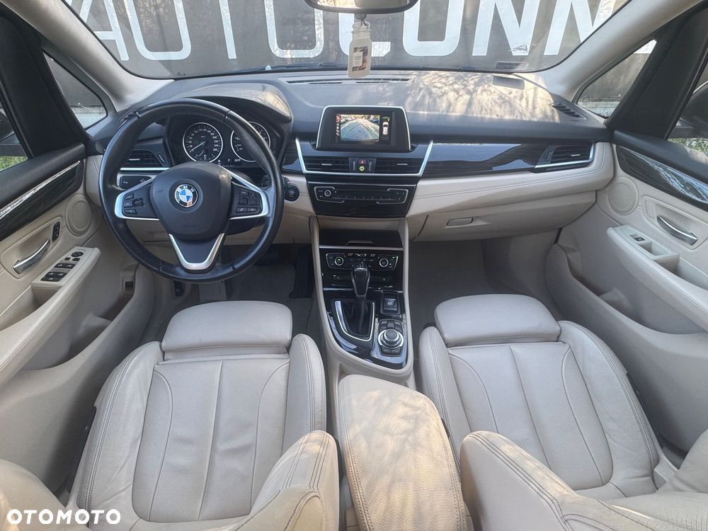 BMW Seria 2 218i Luxury Line - 9