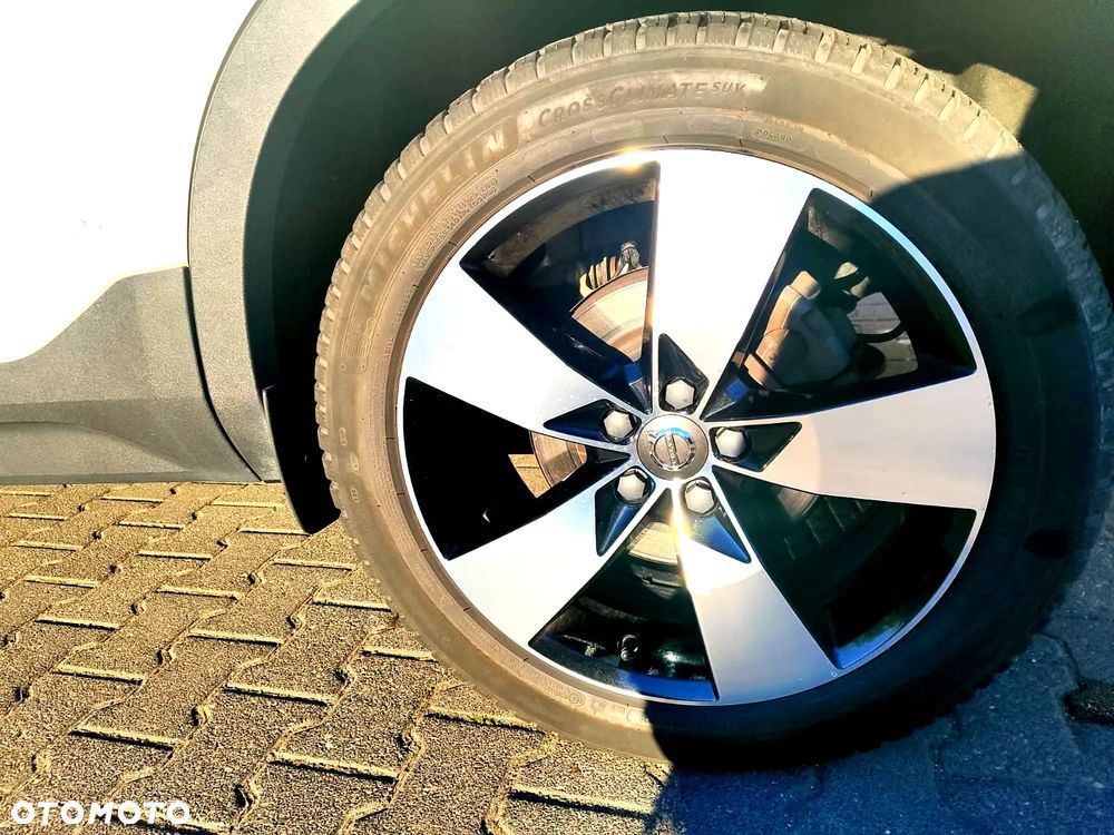 Volvo XC 40 D4 AWD Momentum - 14
