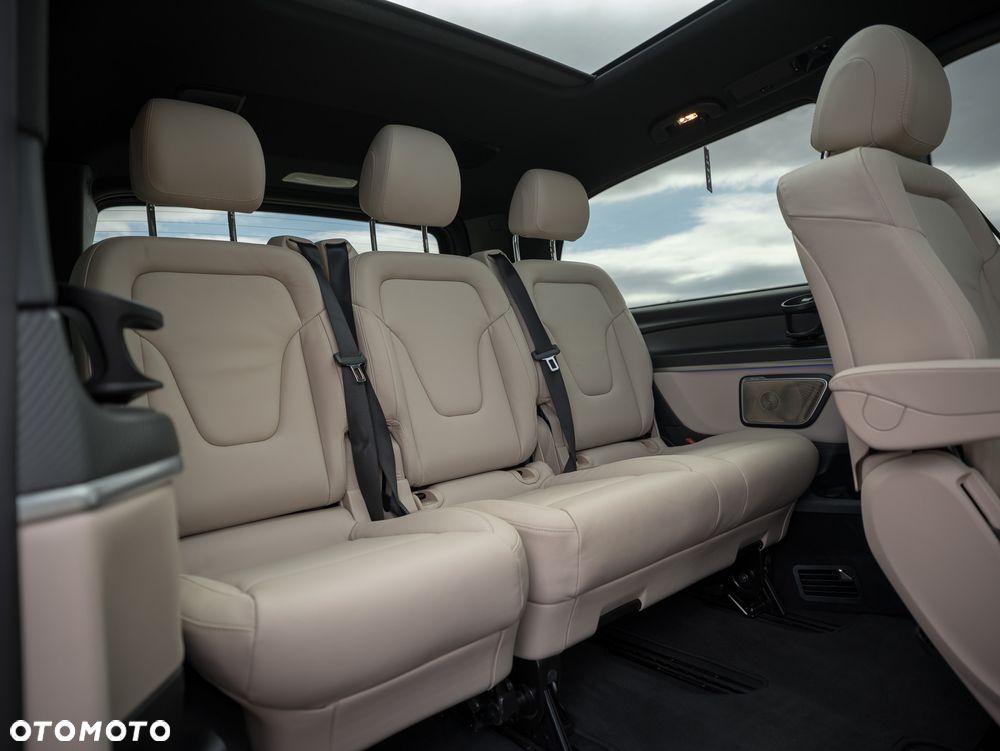 Mercedes-Benz Klasa V 250 d 4-Matic Exclusive 9G-Tronic (d³ugi) - 26