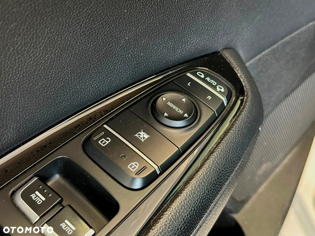 Kia Optima 1.6 T-GDI L DCT - 16