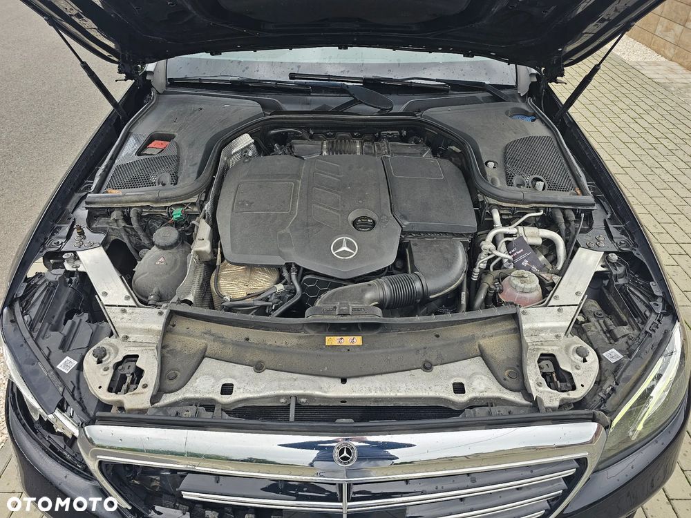 Mercedes-Benz Klasa E - 17