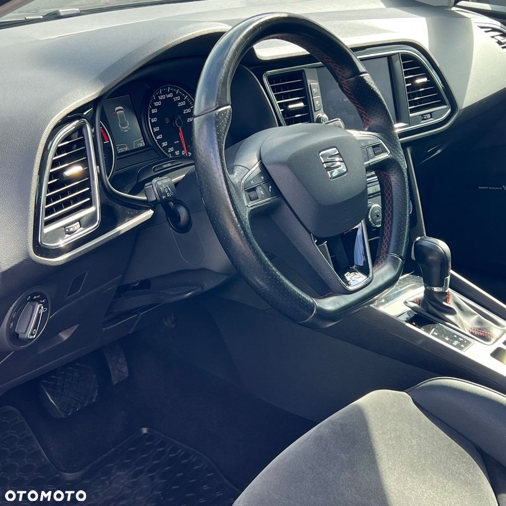 Seat Leon 2.0 TDI DPF Ecomotive DSG FR - 24