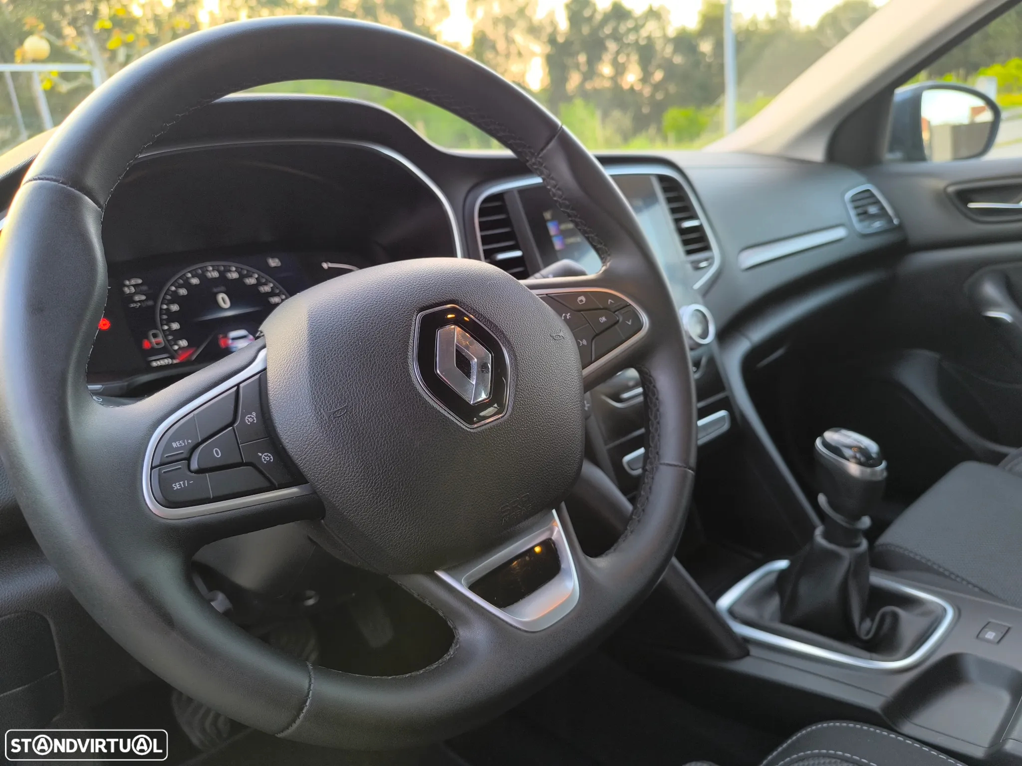 Renault Mégane Sport Tourer 1.5 Blue dCi Equilibre - 11