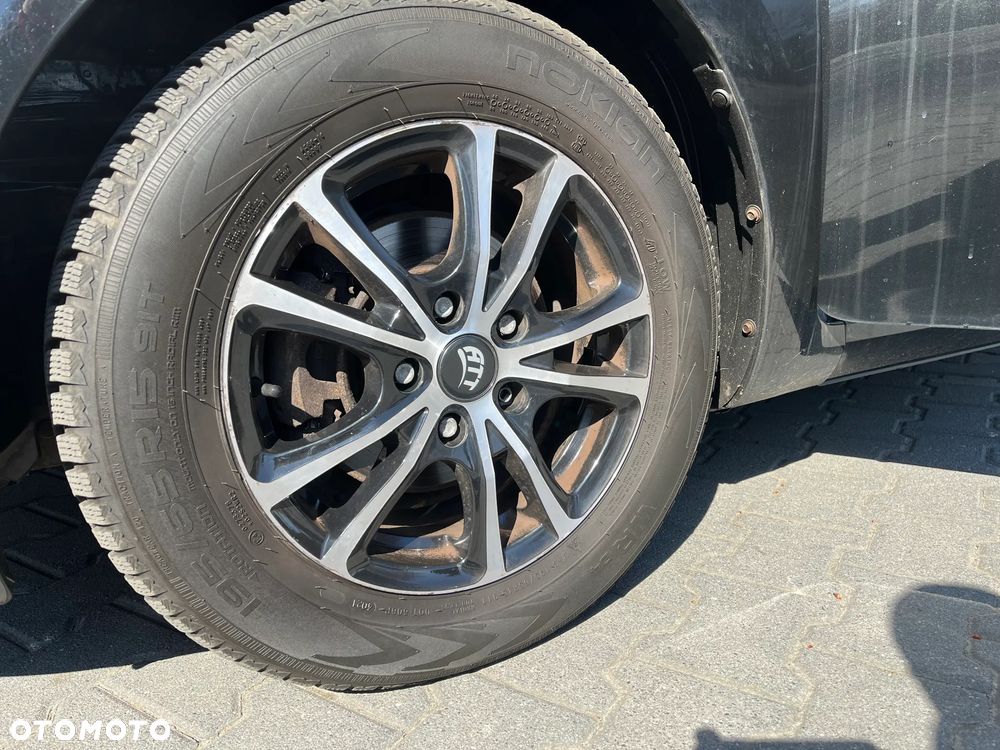 Toyota Auris 1.33 VVT-i Life Comfort - 9