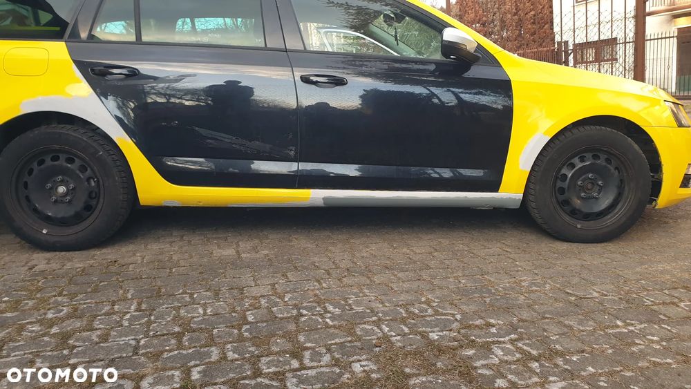 Skoda Octavia 2.0 TDI 4x4 Clever DSG - 5