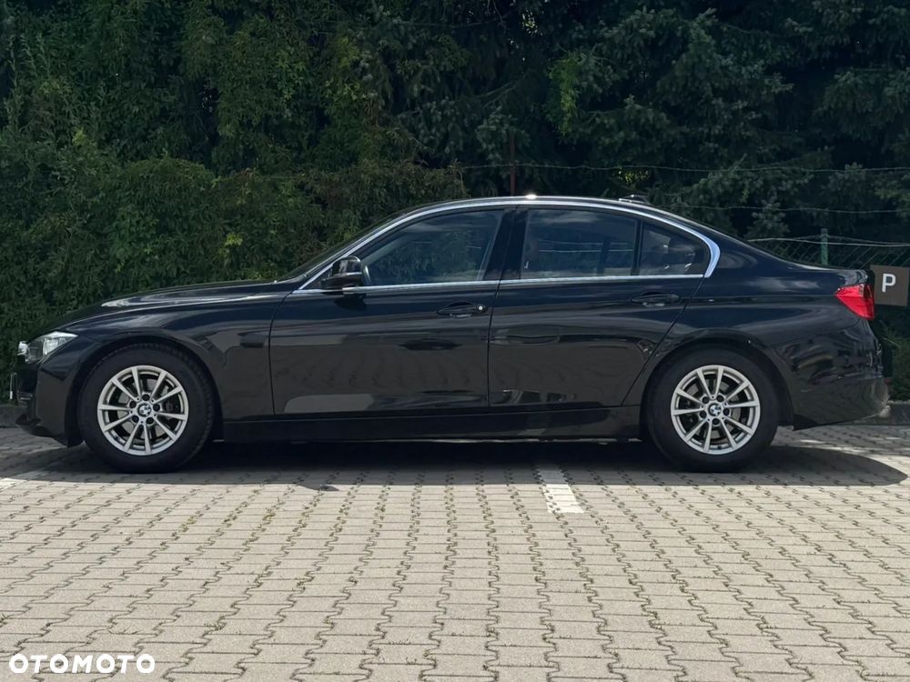 BMW Seria 3 320d Efficient Dynamics Edition Luxury Line - 28
