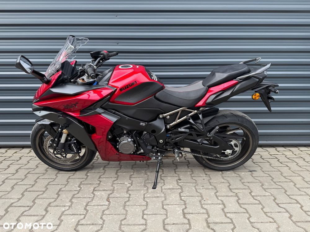 Suzuki GSX - 4