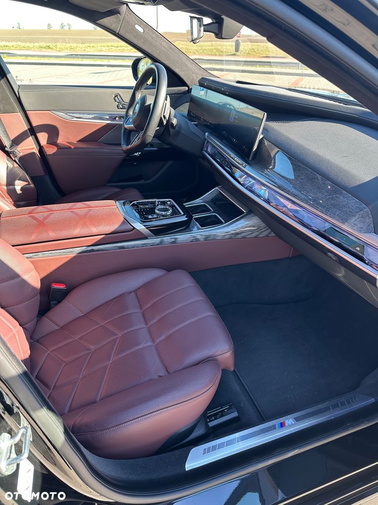 BMW Seria 7 740d xDrive mHEV M Sport sport - 12