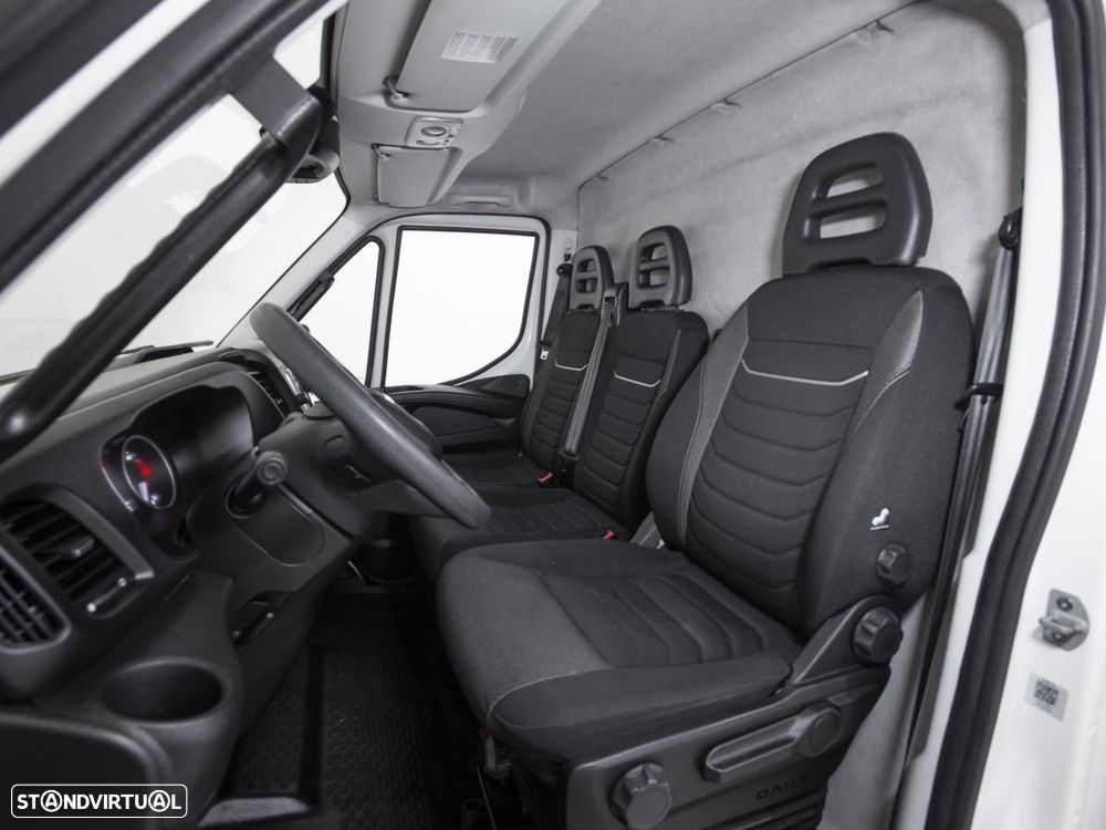 Iveco Daily 2.3 12m3 c/IVA - 9