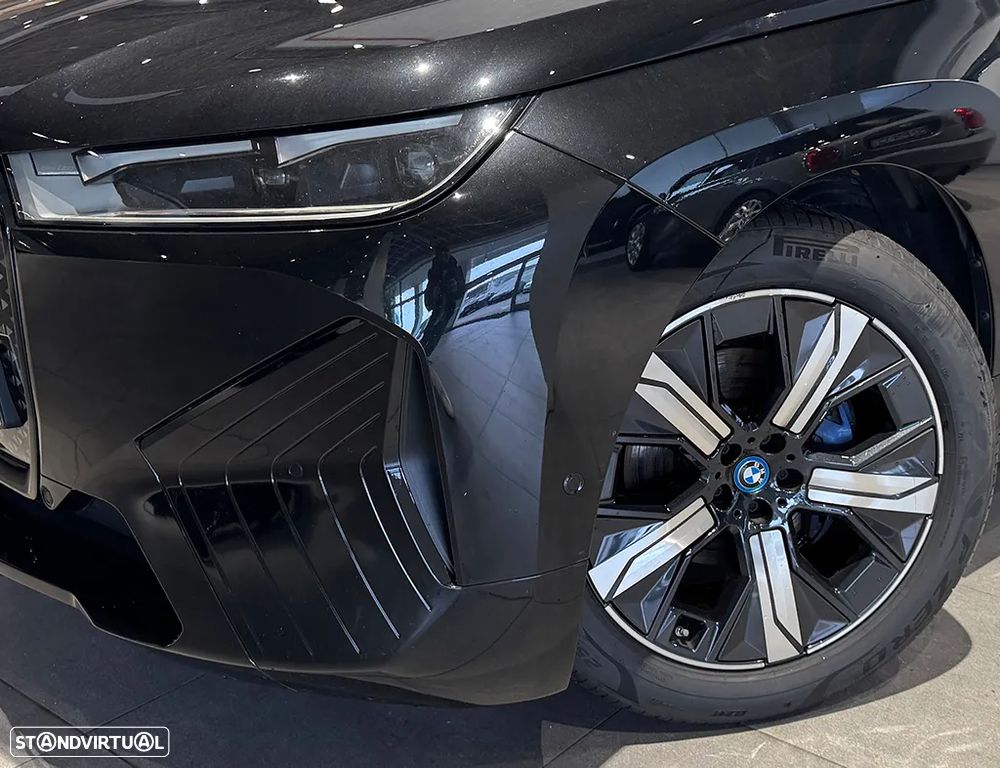 BMW iX xDrive 40 Pack Desportivo - 6