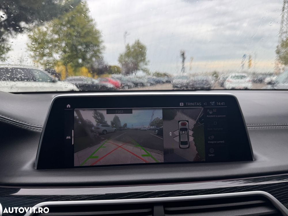 BMW Seria 7 730d xDrive - 28