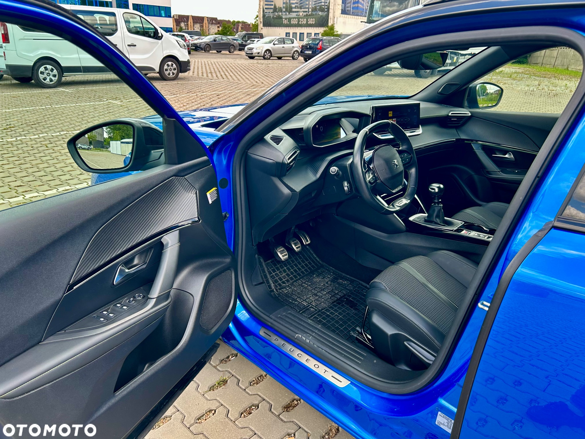 Peugeot 2008 - 14