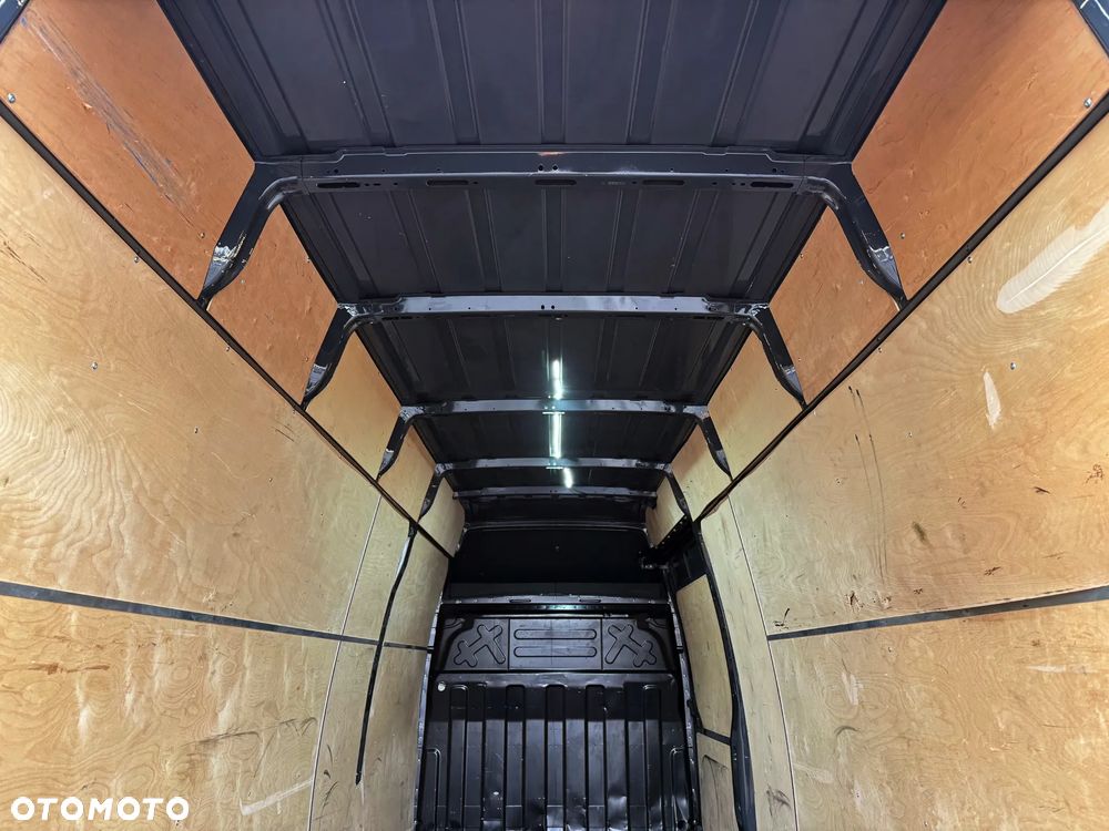 Iveco Daily 35S18 Hi-Matic L4H3 Furgon Maxi Long Salon PL, Jeden właściciel - 17