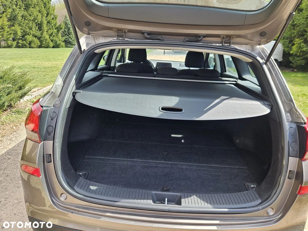 Hyundai i30 1.0 T-GDI Classic + DCT - 12