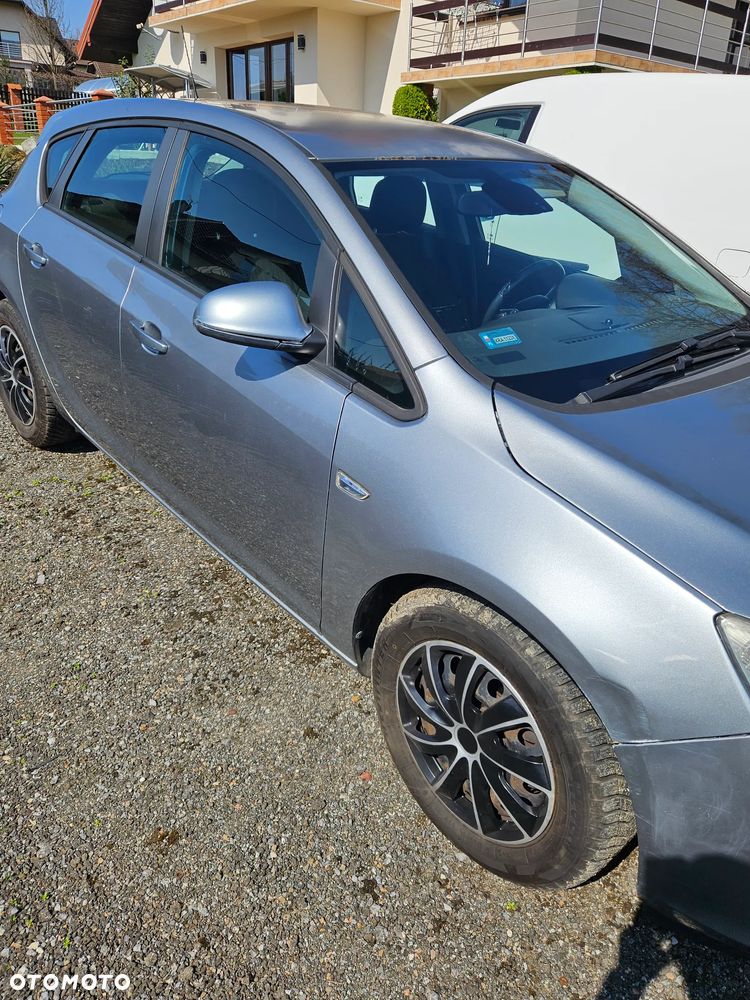 Opel Astra 1.7 CDTI Cosmo - 21