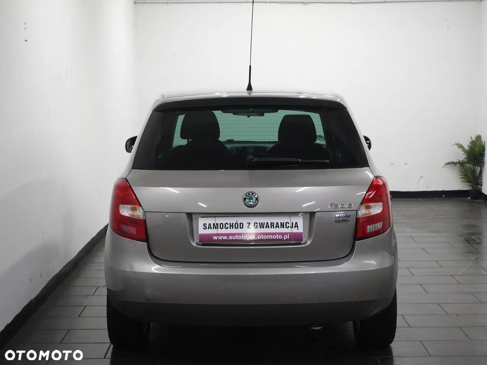 Skoda Fabia 1.2 HTP Ambition - 7