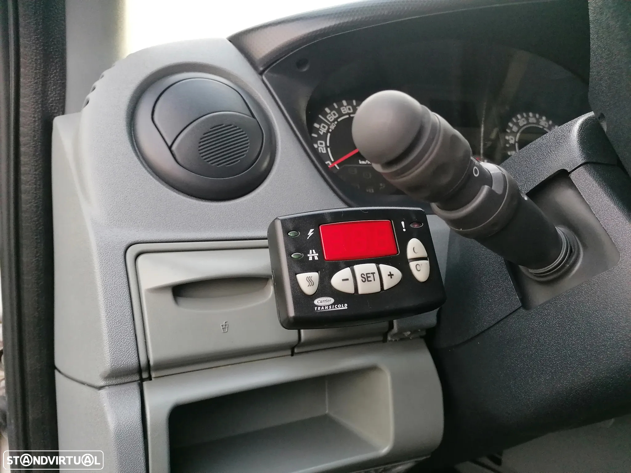 Iveco 35C13/FRIO - 10