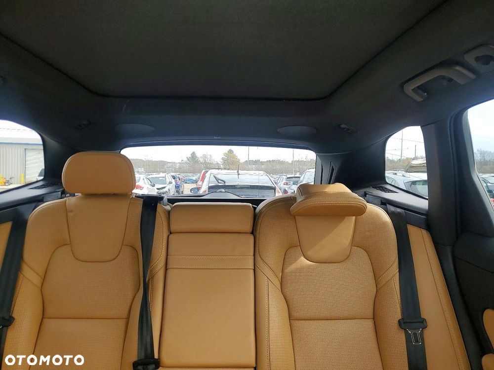 Volvo XC 60 T6 AWD Inscription - 9