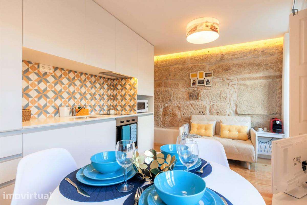 Apartamento com 1 quartos - localizado em Sé Porto - Grande imagem: 4/9