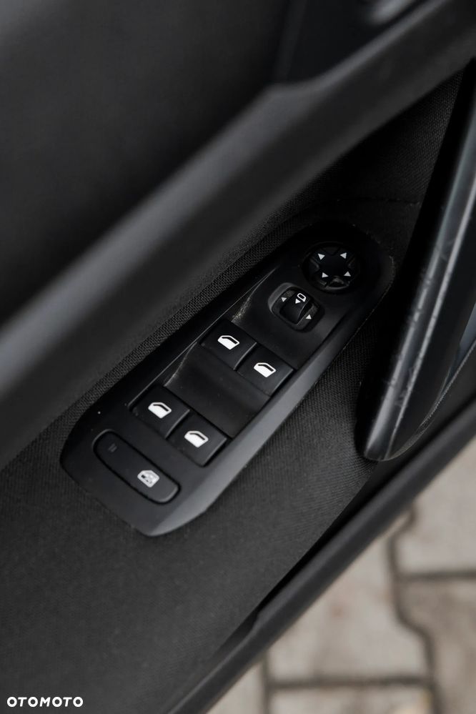 Peugeot 308 1.6 BlueHDi Active S&S - 8