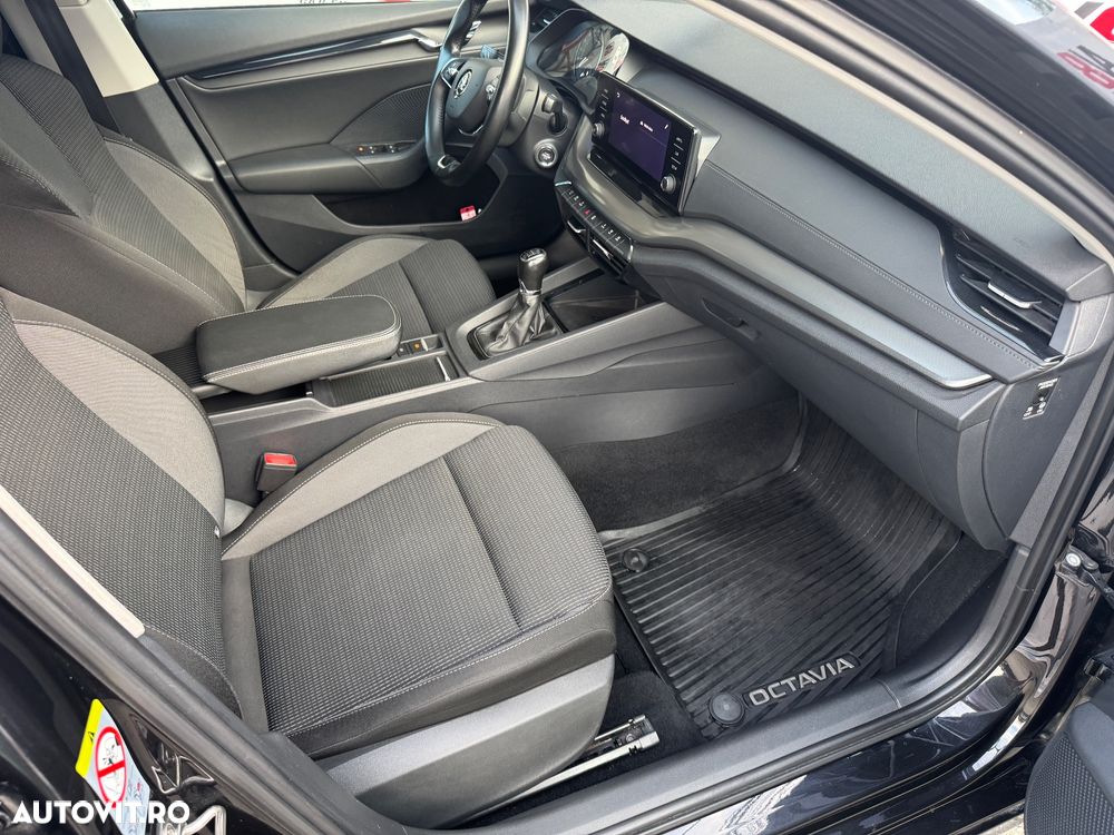 Skoda Octavia 2.0 TDI Ambition - 24