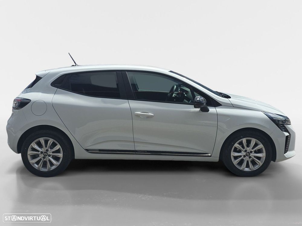 Renault Clio - 6