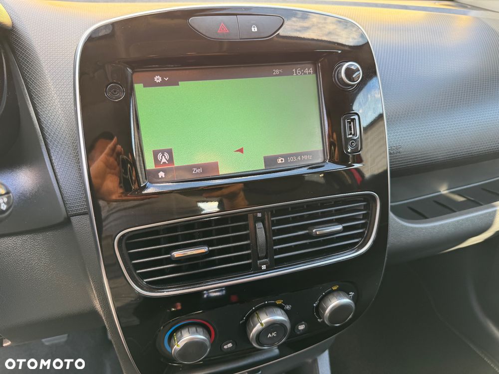 Renault Clio 1.2 16V 75 LIMITED 2018 - 18