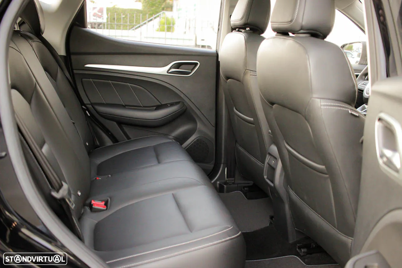 MG ZS EV 44.5 kWh Luxury - 7