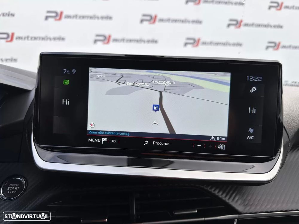 Peugeot 2008 1.5 BlueHDi Allure EAT8 - 20